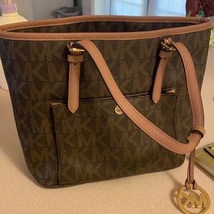 Michael Kors tote